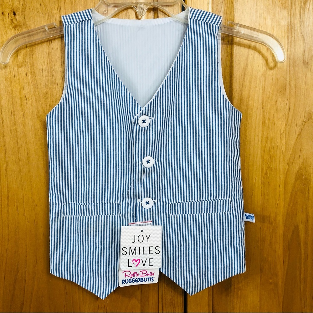 NWT Boys vest